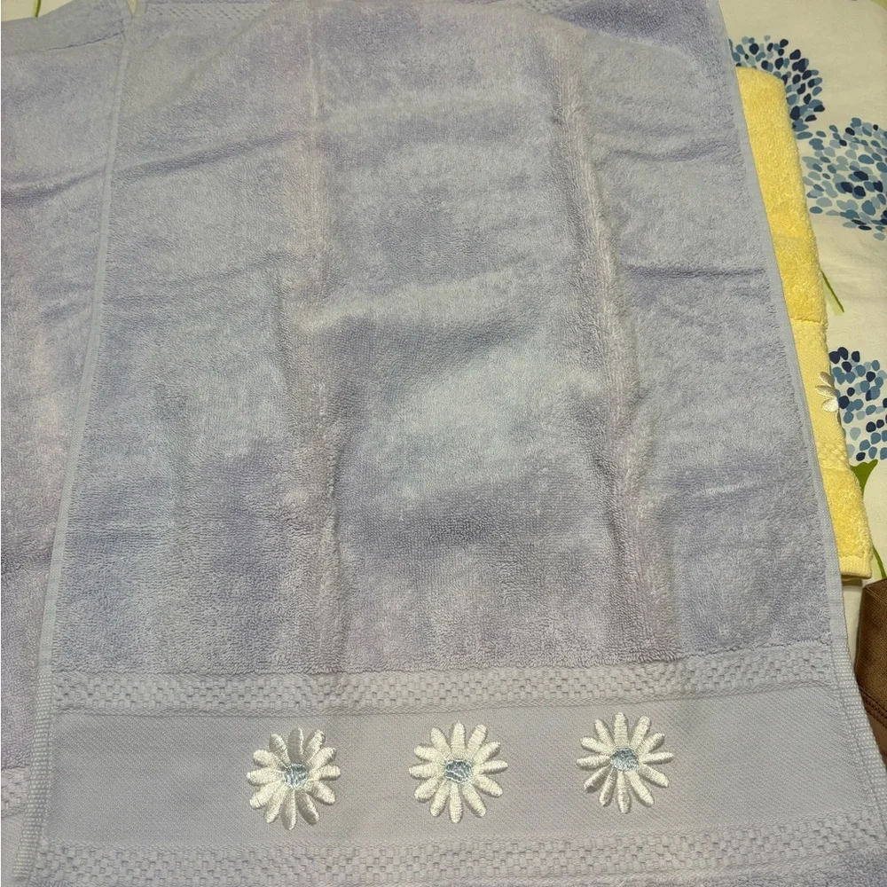 Lavender/periwinkle  Floral Embroidered Towels set of 2